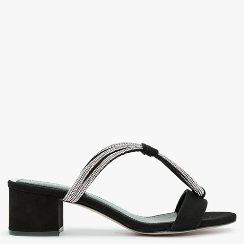 Pia Mule BKS